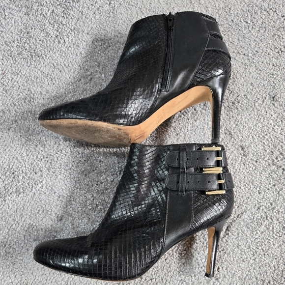 Ann Taylor Black Leather Faux Snakeskin Buckle Accent Booties Stiletto Heel - Picture 8 of 10